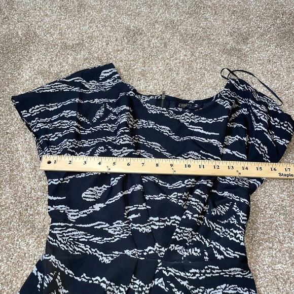 Guess dress gathered waist black gray back zip up elastic waist mini zebra print - Picture 4 of 10